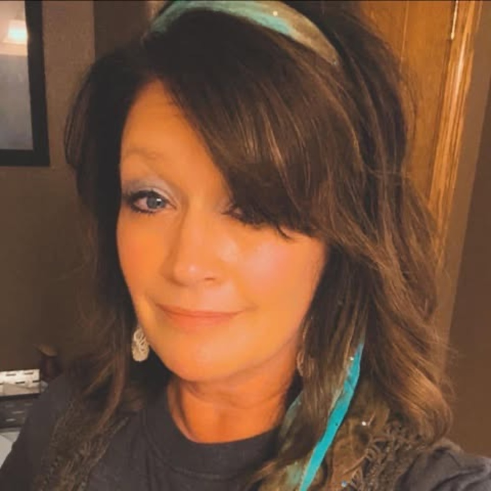 Meet your Posher, Renee